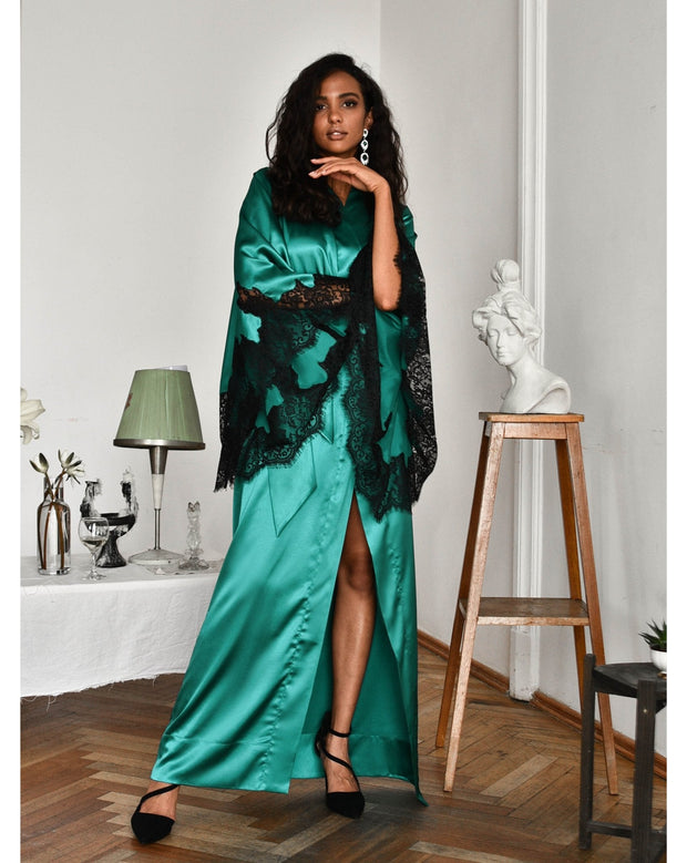 Gabriele Long Old Hollywood Robe