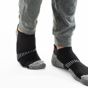 Performance Ankle Sock black on model photo 3