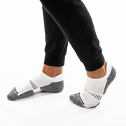 Performance Ankle Sock White on model photo 3