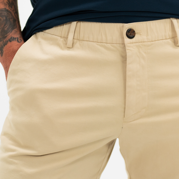 Stretch Chino Short 5.5" in Sand Dune front on model close up of elastic waistband
