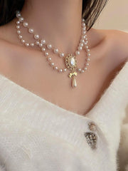 Bow Drop Pearl Vintage Necklace