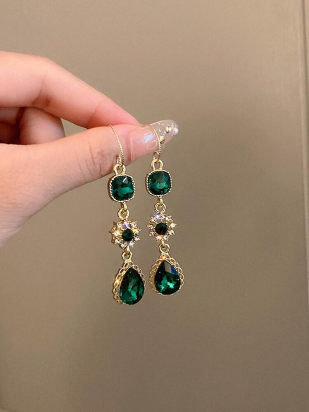 Emerald Earrings With Diamond
