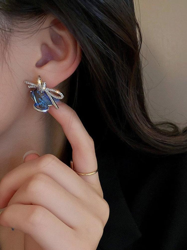 Silver Needle Zircon Bow Ear Needle