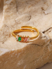 18K Gold Oval Zircon Ring