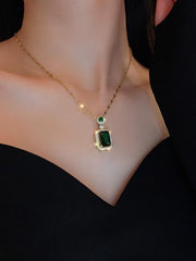 Women's Zircon Emerald Necklace Earring Set