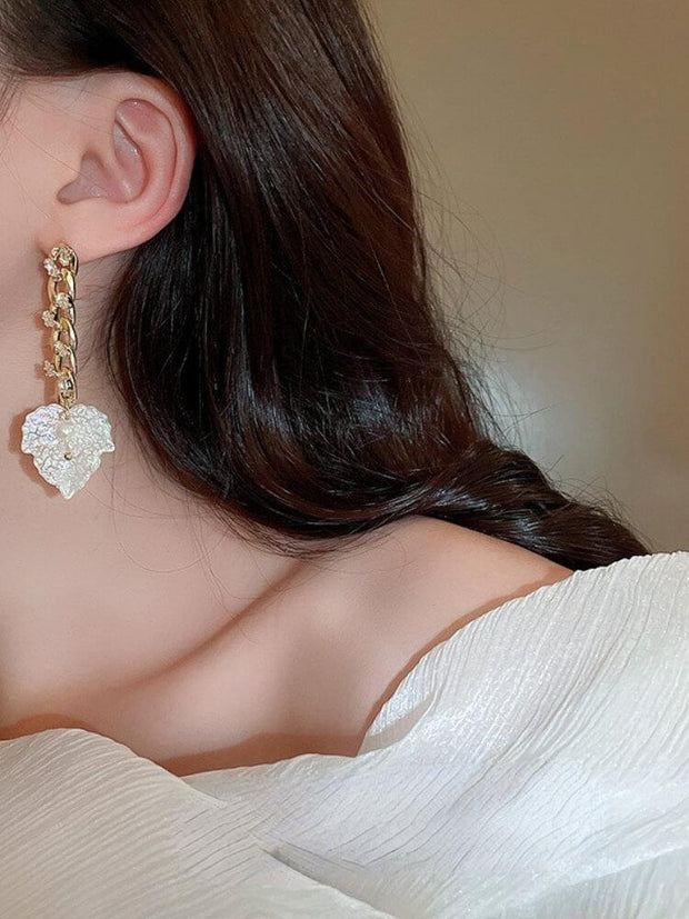 Silver Needle Zircon Shell Leaf Earrings