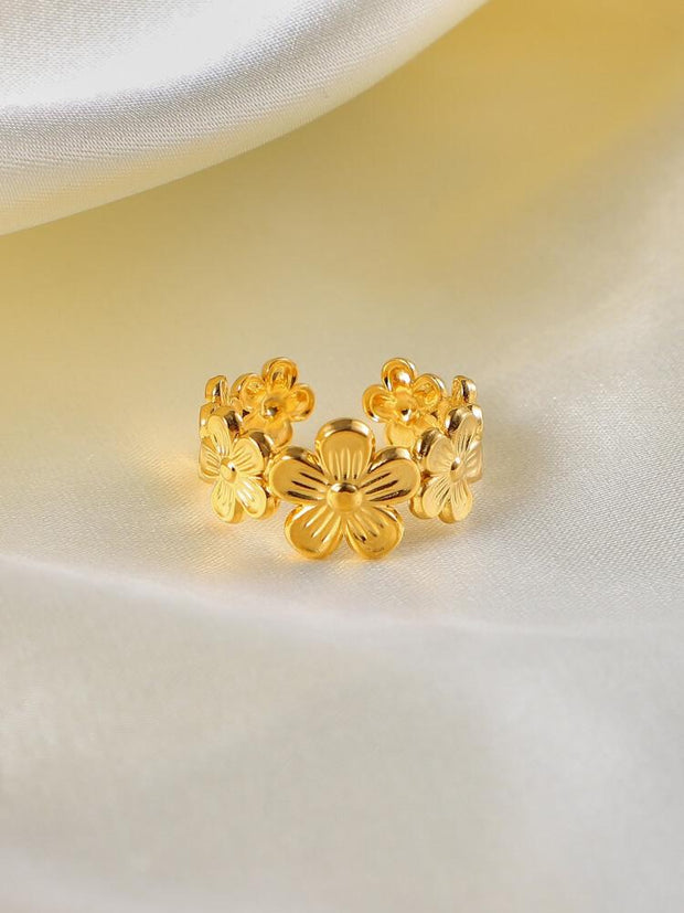 18K Gold Flower Open Ring